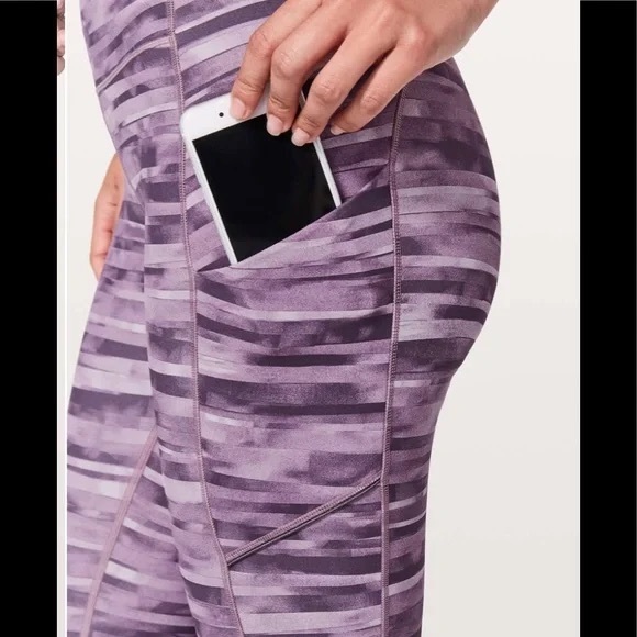 Lululemon Speed Up 21” Crop Shadowed Smoked Mulberry - Picture 4 of 13